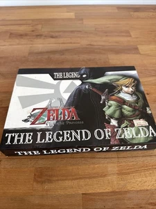 The Legend of Zelda Twilight Princess Sammlerstück Schlüsselanhänger Schwerter Schilde selten - Bild 1 von 5