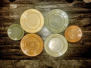 Z Gallerie Lucca Rope Rimmed Dinner Ware Set (4 Dinner 2 saucers) - Picture 1 of 3