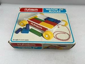 Vintage Playskool Wagon Of Blocks 1976 No. 301 Complete! - Picture 1 of 8
