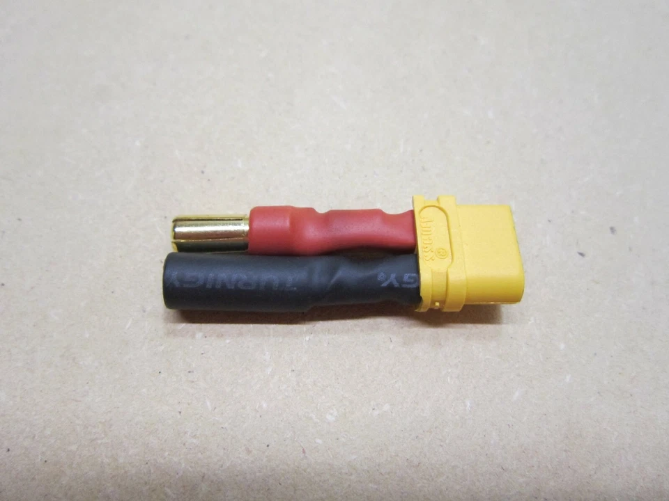 XT60 ACTUALIZADO HEMBRA A CONECTOR BALA DE 5,5 MM ADAPTADOR DE BATERÍA AMASS 12AWG RC Foto 1 de 2
