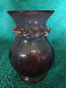 Pilgrim Art Glass Cranberry Vase With Applied Rigaree Glass Collar - Picture 1 of 3