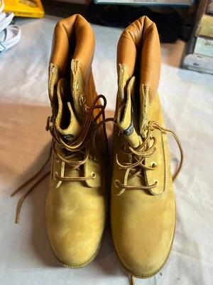 VINTAGE LAND ROVER THOM McAN LEATHER WHEAT WORK BOOTS IN BOX 8.5 - Image 1 of 4