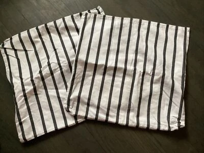 2 (1pr) Kate Spade algodão branco com listras cinza Harbor Euro Shams - Imagem 1 de 4