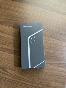 Samsung Galaxy Z Flip 7 5G SM-F766U 256GB - Cricket - Jett Black - New Open - Picture 1 of 4