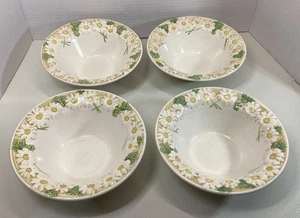 Vintage Metlox PoppyTrail geformte Gänseblümchen umrandet 7" Suppe Müslischalen 4er Set - Bild 1 von 13