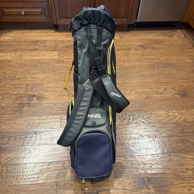 Ping Hoofer 高尔夫支架包 - 蓝色灰色和黄色。 状况良好-有些磨损 — 第 1/4 张图片