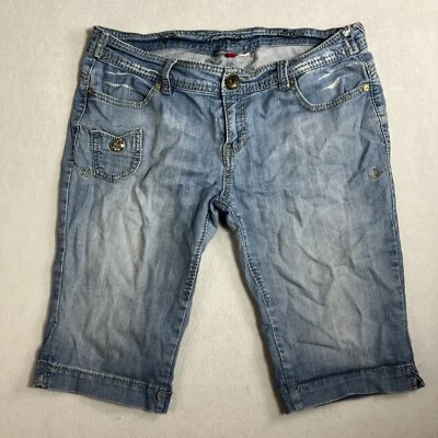 Vintage Apple Bottoms Denim Shorts Womens 34x12.5 Y2K Mid Wash Blue - Image 1 of 4