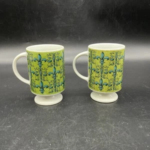 2 Vtg. Retro Fleur De Lis Footed Coffee Mugs # 7717 - Picture 1 of 7
