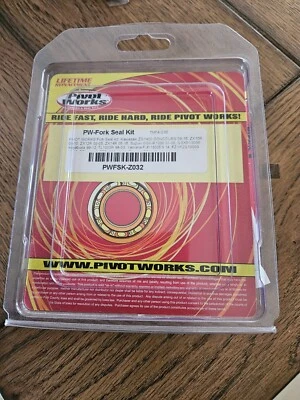 Pivot Works - PWFSK-Z032 - Fork Seal Kit - Image 1 of 2