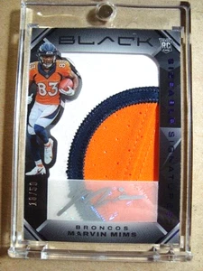 2023 Marvin Mims Panini Black Rookie toppa autografa considerevole RC/50 COME NUOVA ๐ฅ๐ฅ๐ฅ - Foto 1 di 3
