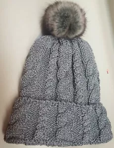 woman stocking cap grey tweed tassle lined - Picture 1 of 3