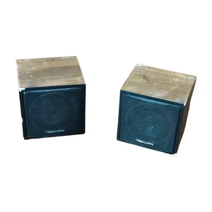 Set of 2 Realistic Minimus 0.3 Cat. 40-1250A Shelf Speaker 7 Watts Walnut Veneer - Picture 1 of 6