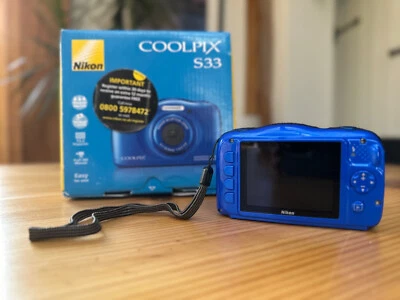 Nikon Coolpix S33 waterproof shockproof digital camera BOXED - Image 1 of 4