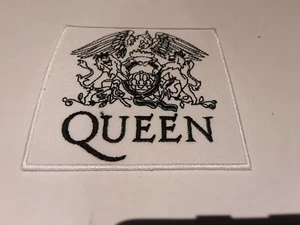 patch ecusson thermocollant brodé QUEEN 9 cm - Imagen 1 de 1