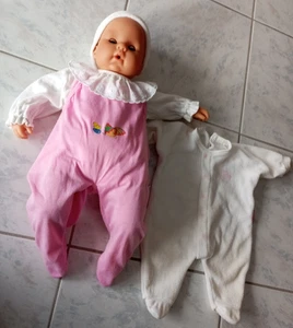 Puppe 50cm Marke Babyborn, gibt Laute von sich + Strampler - Bild 1 von 6