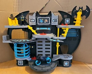 Fisher-Price Imaginext DC Super Friends Spielset Batcave Showdown - Bild 1 von 4
