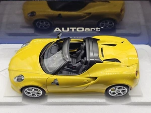 Alfa Romeo 4C Spider Giallo 1:18 AutoArt In Box - Foto 1 di 7