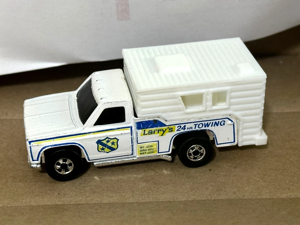 GRUPADORA HOT WHEELS BLACKWALL RAMBLIN CON CARCASA CÁMPER LARRY'S REMOLQUE 24 HORAS Foto 1 de 4