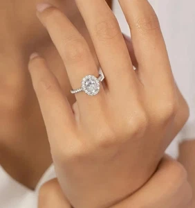 2,50 TCW Ovalschliff Moissanit Halo Hochzeit Verlobungsring 14k Weißgold plattiert - Bild 1 von 7