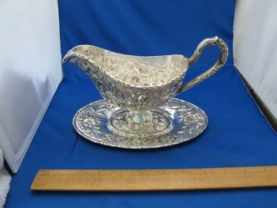 Fine KIRK Sterling 925/1000 Mark REPOUSSE Pattern SAUCEBOAT & UNDERPLATE-#278-77 - Image 1 of 4