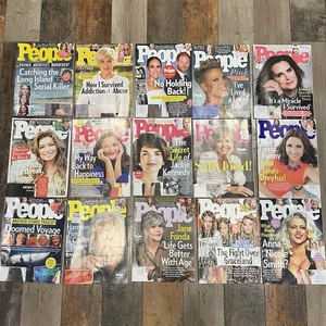 People Magazine Lot Of 16 Issues 2022-2023 Shania Twain Pink Sally Field Presley - Imagen 1 de 6