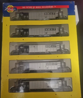 Athearn N Scale, Bethgon Coalporter with load 5-Pack, BNSF #2 - Image 1 of 4