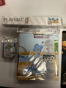 Pokemon Serie Galleria Mare - Pacchetto Ultra Pro Manicotti Playmat Raccoglitore - Foto 1 di 2