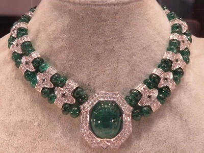 Cocktail Party Solid 925 Sterling Silver Green Cabochon Cut Wedding Necklace - Image 1 of 4