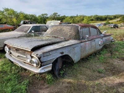 1960 CHEVROLET BISCAYNE DRIVERS REAR DOOR MANUAL WINDOW REGULATOR - Image 1 of 4