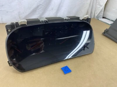 2000-2001 Lexus ES300 Instrument Gauge Cluster Speedometer 83800-33341 OE #2373E - Image 1 of 4