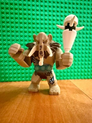 LEGO 2014 Legends of Chima Minifigure MUNGUS Mammoth Tusks loc083 Big Fig 70144 - Image 1 of 4