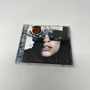 The Fame by Lady Gaga (CD, 2008) Tested Complete Disc Case Artwork Preowned Good - Picture 1 of 3