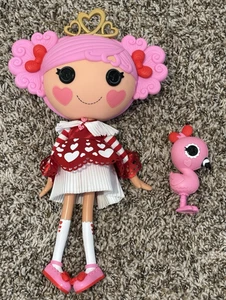 MGA 2014 LALALOOPSY QUEENIE CORAZONES ROJOS TAMAÑO COMPLETO 12" MUÑECA CON MASCOTA FLAMENCO - Imagen 1 de 4