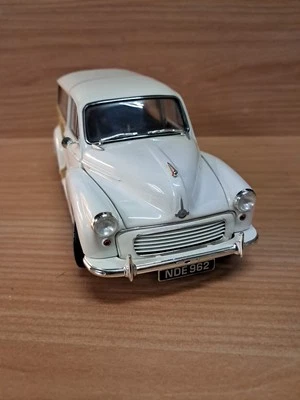 Minichamps Morris Minor Tourer   1/18 - Immagine 1 di 4