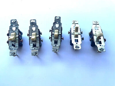 Lote de 5 interruptores de palanca GE baquelita Loud Click marfil NOS Foto 1 de 4