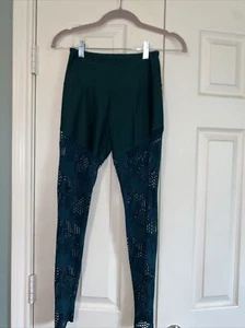 Onzie Flow Green Half Half Lace Legging 2049 Sz XS - Picture 1 of 8