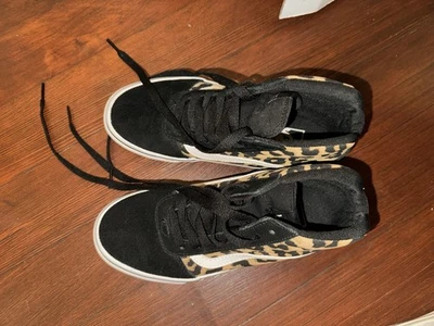 Zapatillas Vans Mujer Talla 5 Estampado Leopardo Excelente Estado Foto 1 de 4