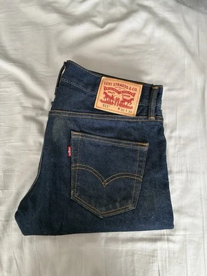 Levi's 511 Selvedge 牛仔修身男式牛仔裤 30 X 34 码 — 第 1/4 张图片