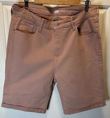 Bermudas para mujer Old Navy 9” largas, talla 14 (35” cintura) rosa/rosa Foto 1 de 4