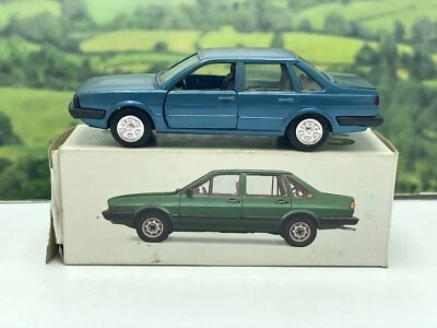 Conrad Art 1015 VW Santana GL Blue Diecast Model 1:43 Boxed Model Car Volkswagen - Image 1 of 4