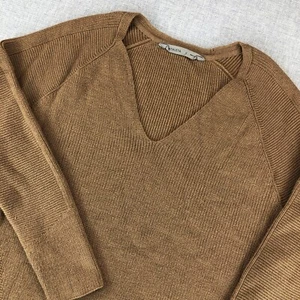 Athleta Hanover Refined V Neck Sweater Top Merino Wool Blend Brown Tan Small - Picture 1 of 10