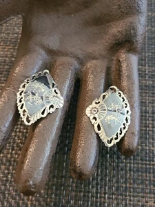 VINTAGE SIAM STERLING SILVER ENAMEL GODDESS FAN EARRINGS SCREW ON  - Picture 1 of 3