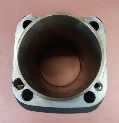 Harley-Davidson Electra Glide 2000-2006 doble cámara cilindro jarra A 16593-99 Foto 1 de 4