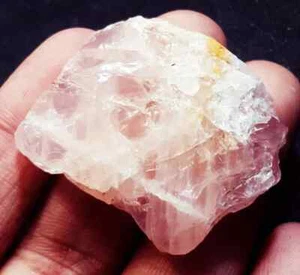 118.70 Ct 100% Natural Rose Quartz Rough Loose Gemstone Certified - Picture 1 of 6