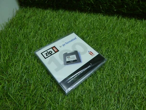 Retro IOMEGA ZIP DISK 100MB Zip-Disk 100 MB PC formatted NEW & SEALED #6S - Afbeelding 1 van 2
