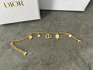Herz Kleeblatt Dior Armkette mit Box und Tüte, sowie Schleife / Kette / Armband - Bild 1 von 3
