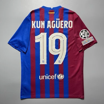 BARCELONA NIKE 2021/2022 FOOTBALL HOME JERSEY #19 AGUERO SIZE “M” CV7891-428 - Image 1 of 4