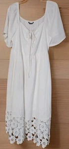 New BloomChic White Floral Maxi Dress. Linned Pockets Size 14-16 1X Some Strech - Picture 1 of 8
