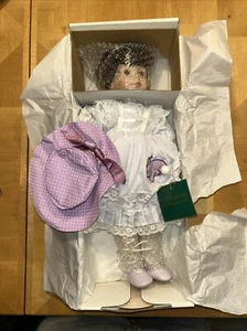 Vintage Moments Treasured Doll Porcelain 18" #1620 / 2500 Certificate. - Picture 1 of 6