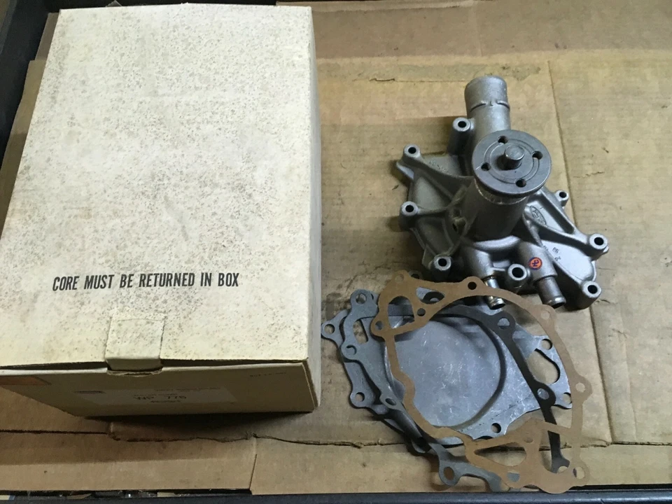 Bomba de agua remanufacturada The Hastings Company WP776  Foto 1 de 4